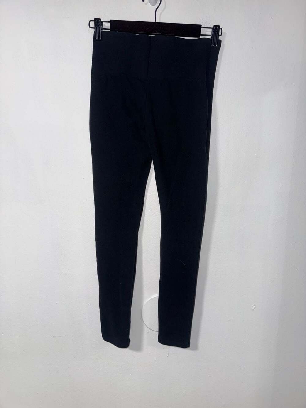 Spanx Black Shaping Leggings Size M - Picture 2 of 3